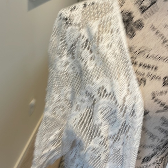 Forever 21 cardigan knitted embroidered white - Picture 2 of 9